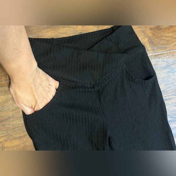 Halara Ribbed Knit Crossover High Waisted Pocket Casual Flare Pants NWT XS - Picture 4 of 11